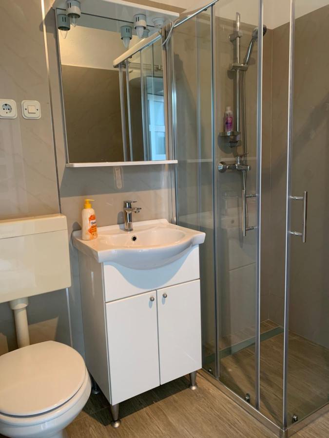 Apartman Kartec Krk Town Exterior photo